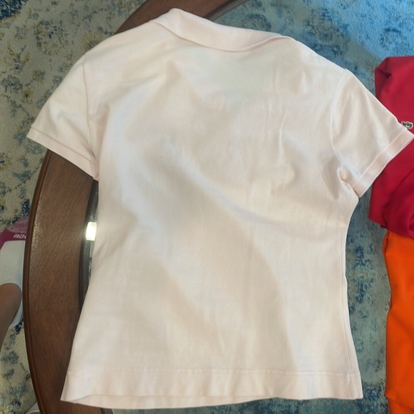 Pink izod perfect condition is more pink in real life🩷🩷🩷 - Picture 5 of 5